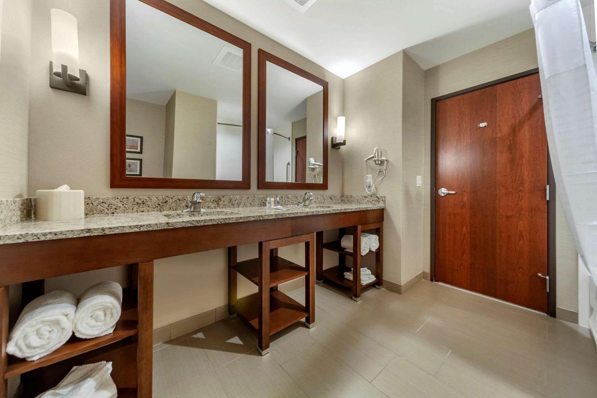 Comfort Suites Grand Island Extérieur photo