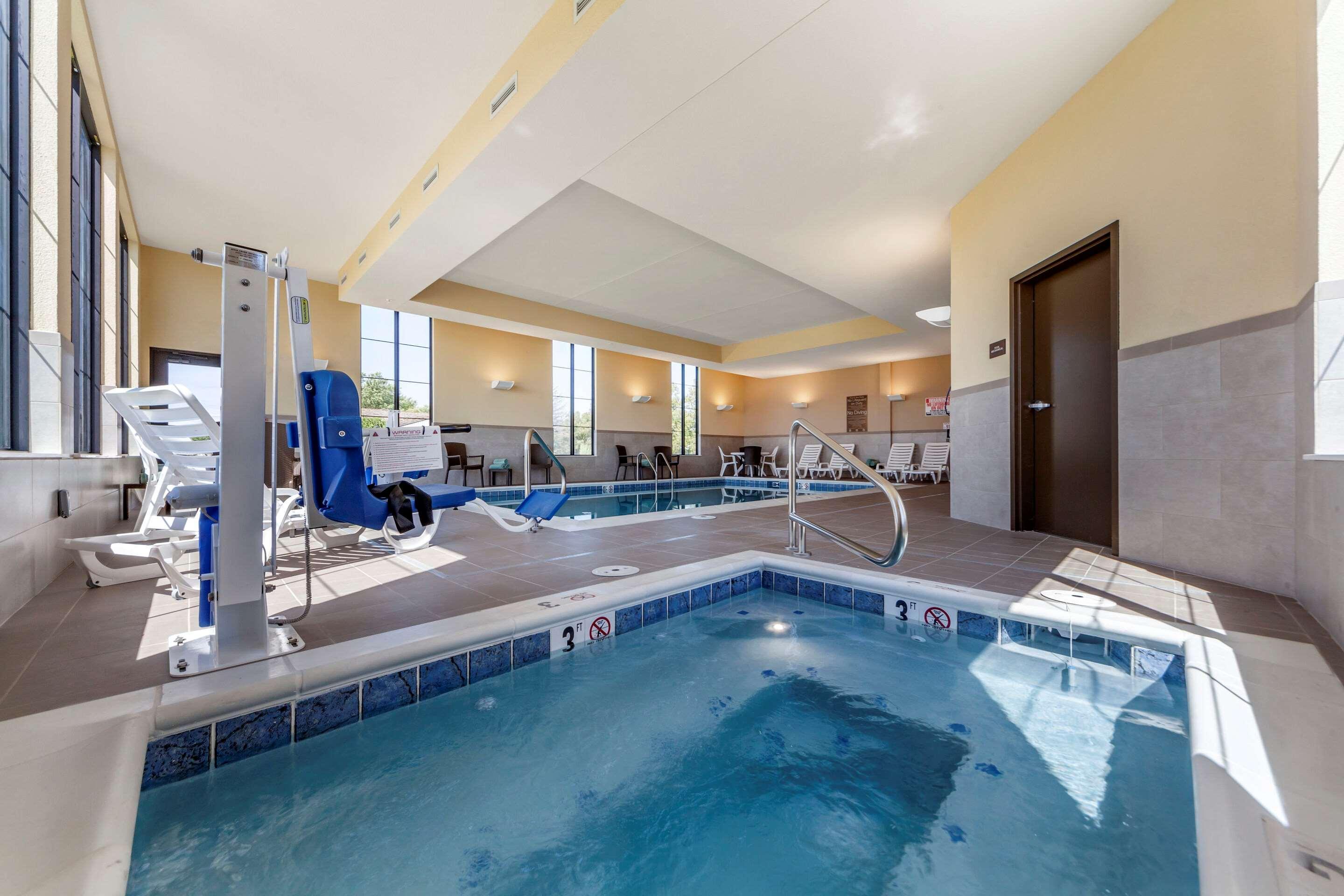 Comfort Suites Grand Island Extérieur photo